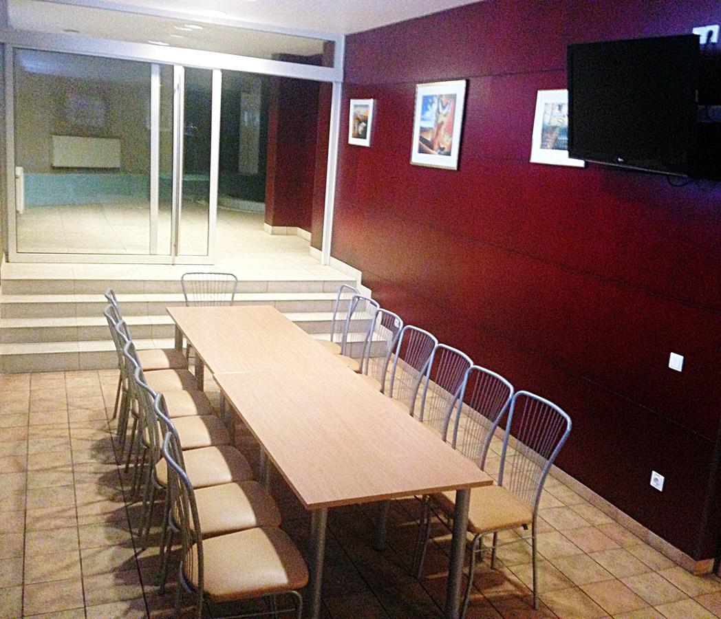 Tanagra Hotel Wilno Zewnętrze zdjęcie
